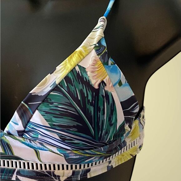 Sanctuary Paradise bikini triangle top high waist bottom tropical print NWT M. - Picture 6 of 14